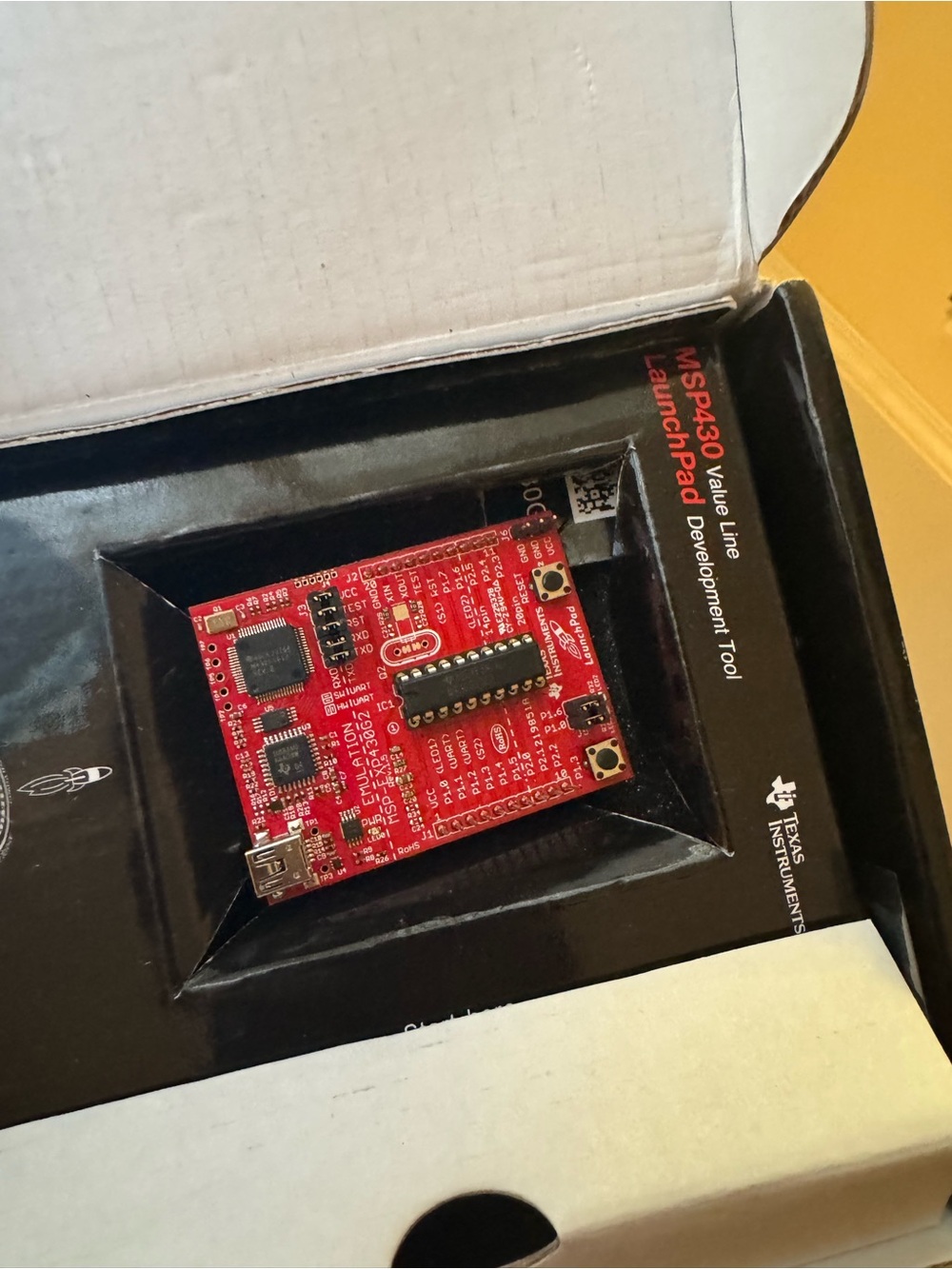 Texas Instruments MSP430 Value Line LaunchPad Development Board - Picture 8 of 8